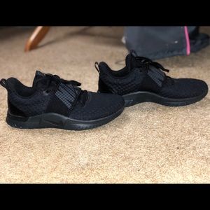 Nike renew in season TR-9